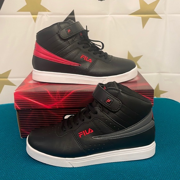 Fila Other - New in box Fila Shoes in size 6Youth